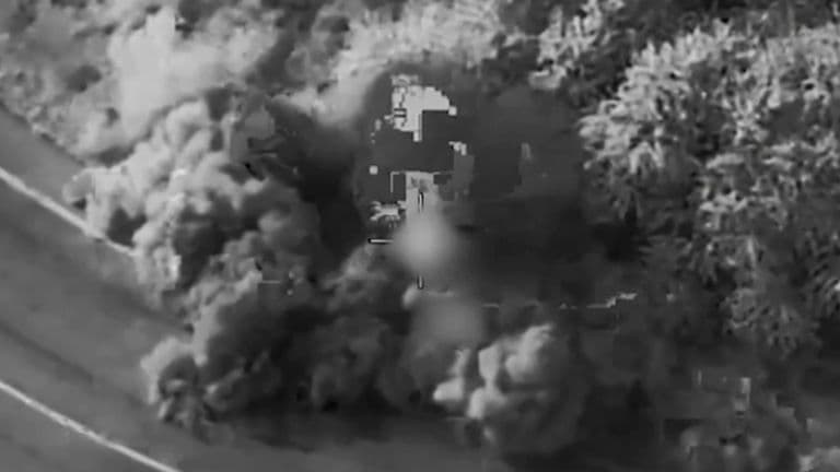 US Bombs Iran